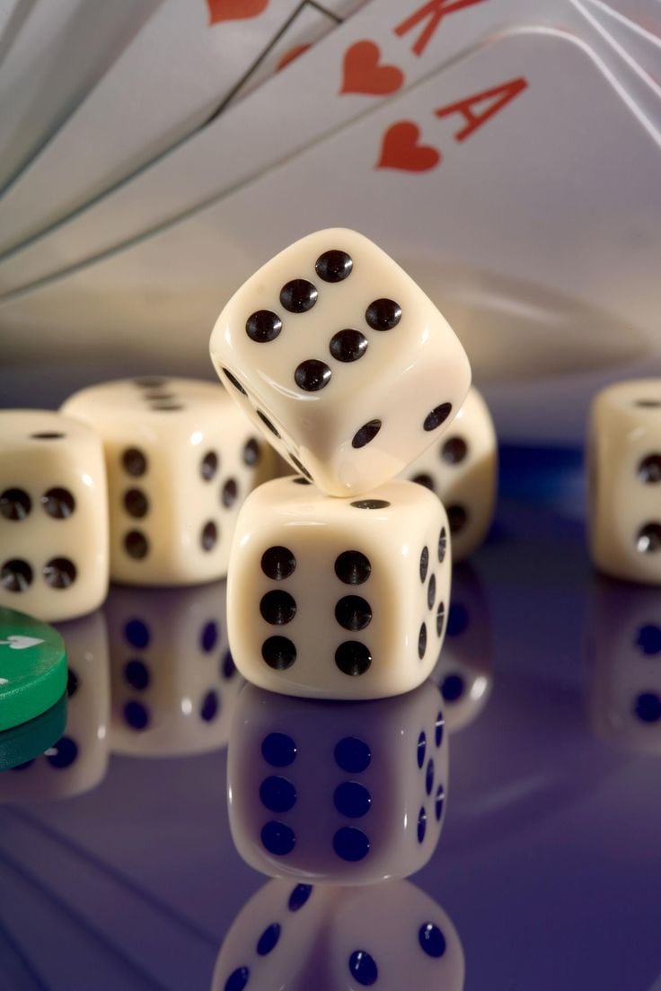 Màn hình game bắn cá mu888 hiển thị các loại cá và vũ khí đặc biệt để đổi thưởng VND